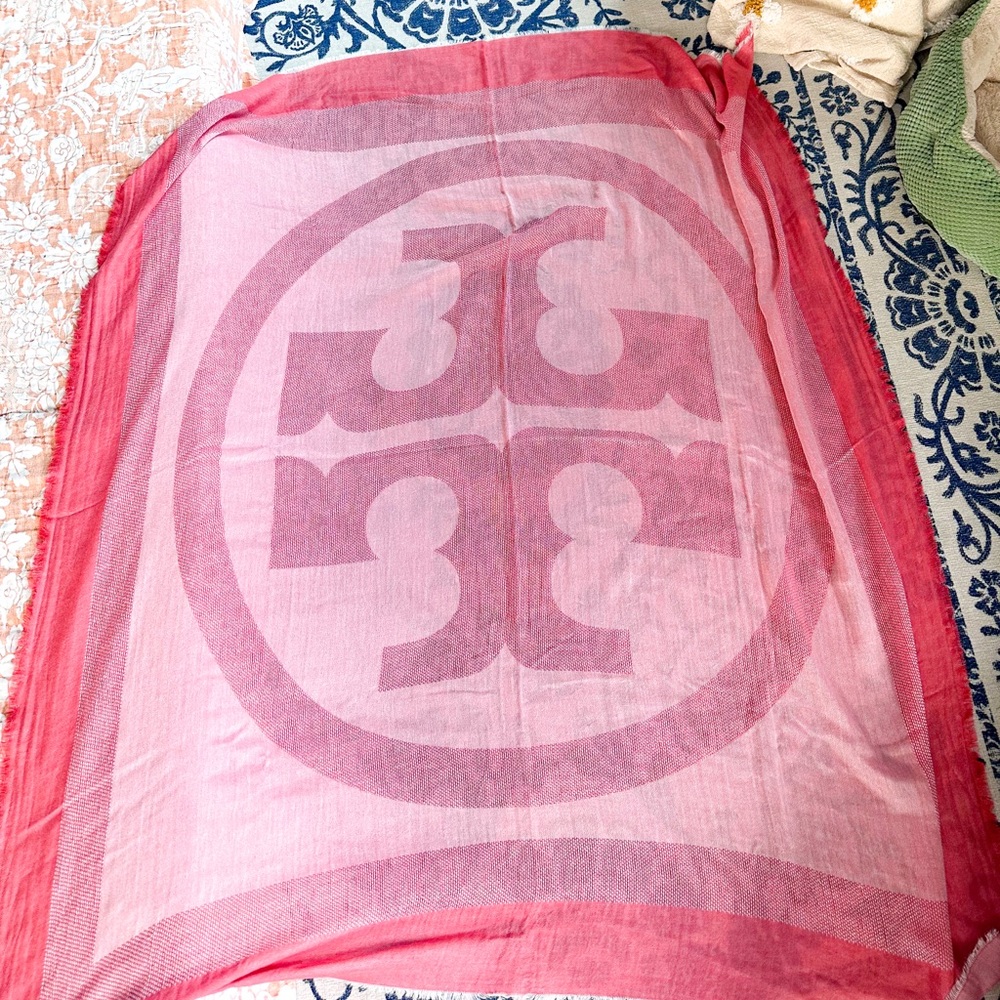 Tory Burch Logo Woven Scarf